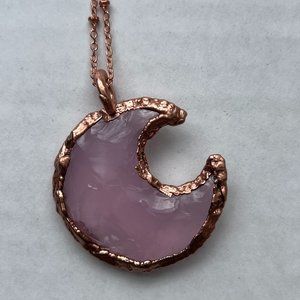 NWT Rose Quartz Moon Crystal Necklace on Copper Chain